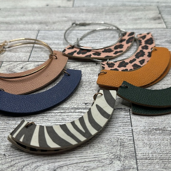 Interchangeable gold and silver hoop earrings - Picture 3 of 3